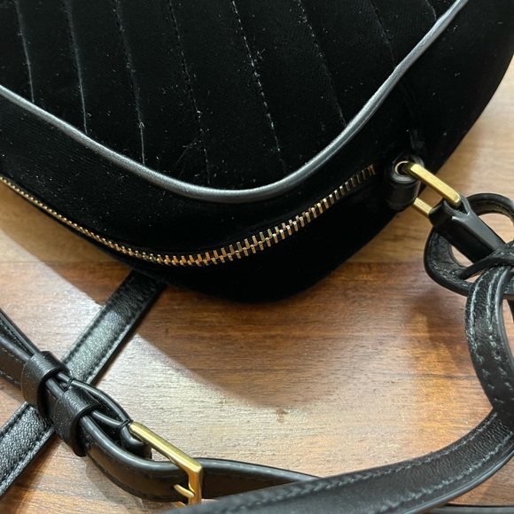 ❌SOLD❌ Saint Laurent Lou camera bag black velvet - Picture 9 of 16